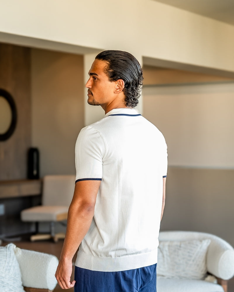 Men's Open-Neck Polo Shirt With Contrast Collar Edges - White