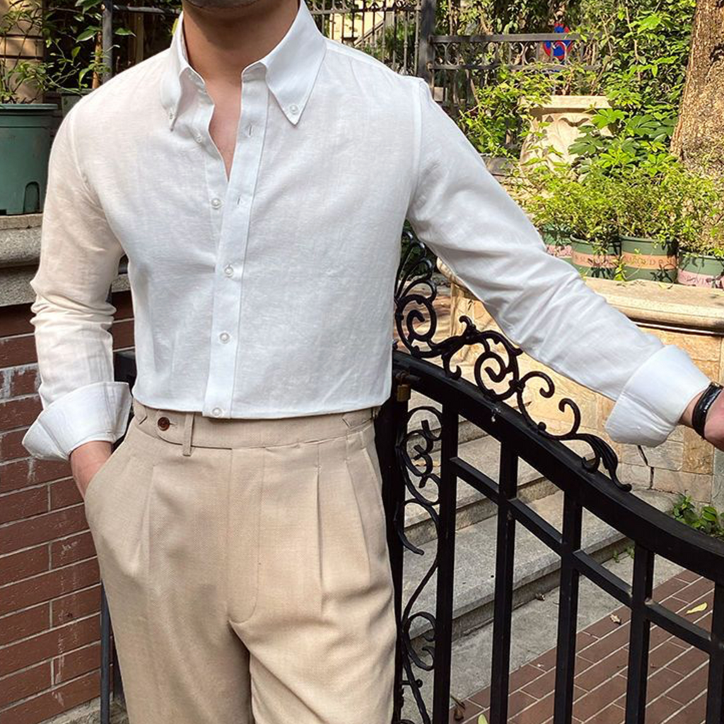 Men's Relaxed Button-Down Shirt With Curved Hem - Colour options