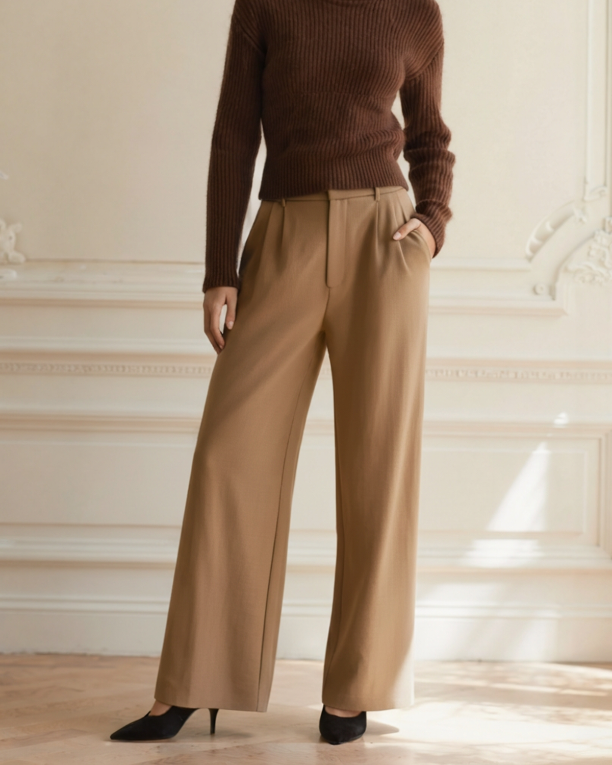 Women's Pleated Wide-Leg Trousers With Belt Loops - Brown