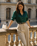 Women's Pointed-Collar Shirt With Curved Hem And Cuffs - Emerald Green